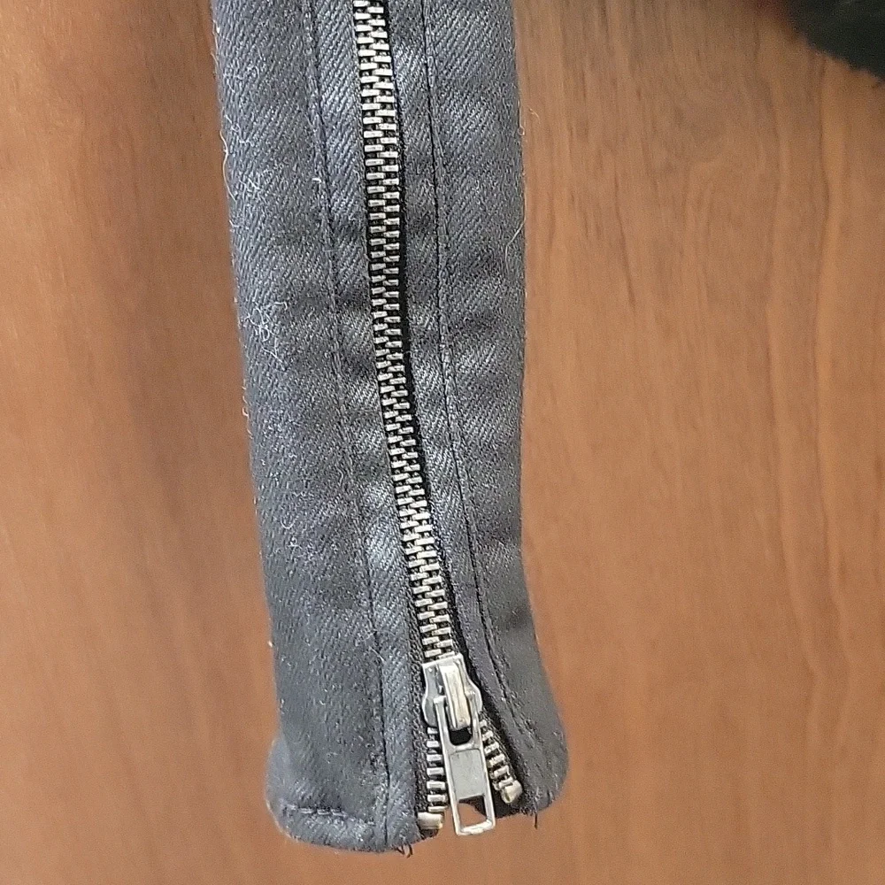 Jacket - Picture 2 of 3